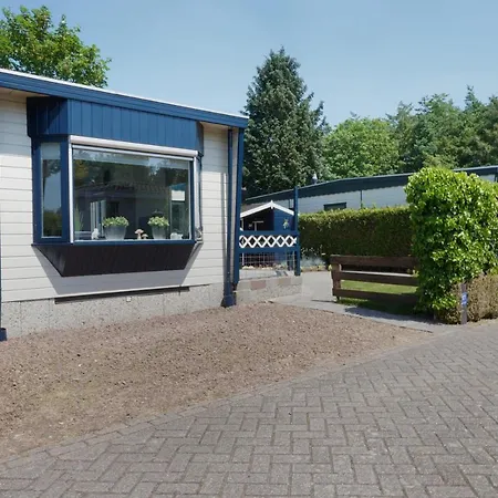 シャレー Gezellig En Relaxed In In Op De Veluwe! *